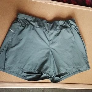 Avia skirt shorts size large